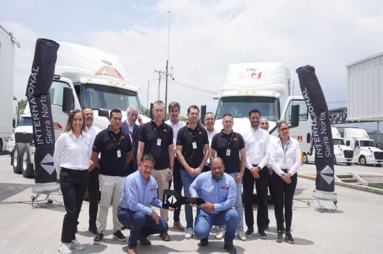 International y MexAmerik coronan 30 años de relación con la entrega del LT S13 número 150